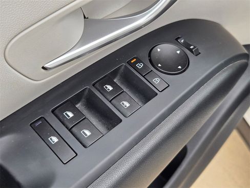 Used 2025 Hyundai Tucson SEL image 12