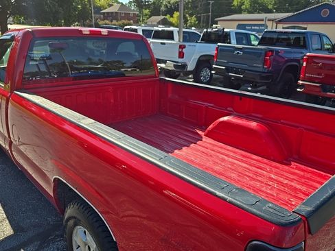 Used 2006 Chevrolet Silverado 1500 W/T image 18