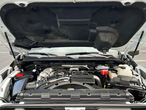 Used 2024 GMC Sierra 2500 Denali Ultimate image 18