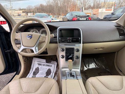 Used 2011 Volvo XC60 3.2 image 9