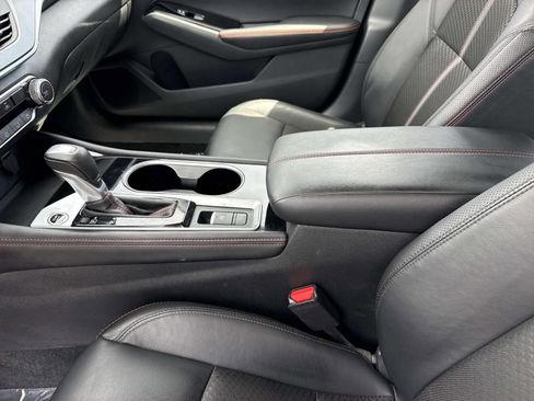 Used 2024 Nissan Altima 2.5 SR AWD/4WD image 21