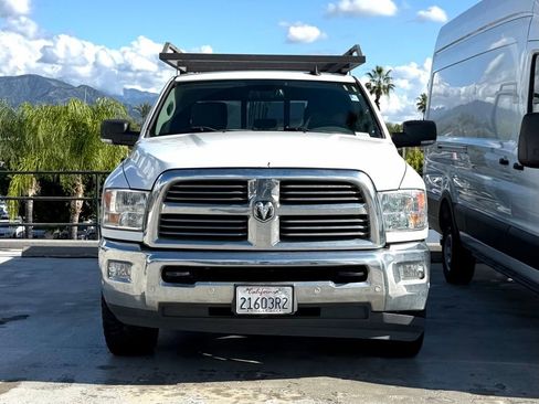 Used 2018 RAM 2500 Big Horn image 2