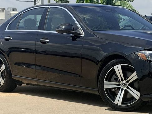 Used 2025 Mercedes-Benz C 300 Sedan image 11