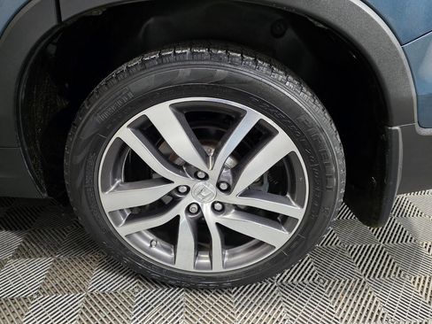 Used 2017 Honda Pilot Touring image 37