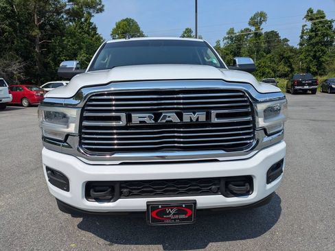 Used 2022 RAM 2500 Laramie AWD/4WD image 9