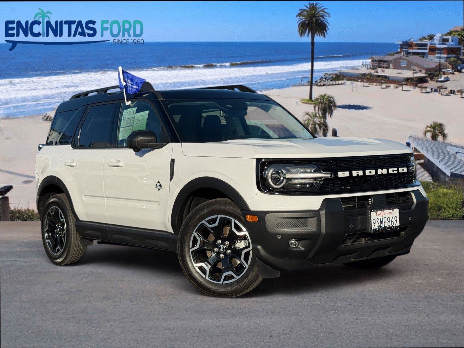 Certified 2025 Ford Bronco Sport Outer Banks w/ Outer Banks Tech Package+ AWD/4WD image 1