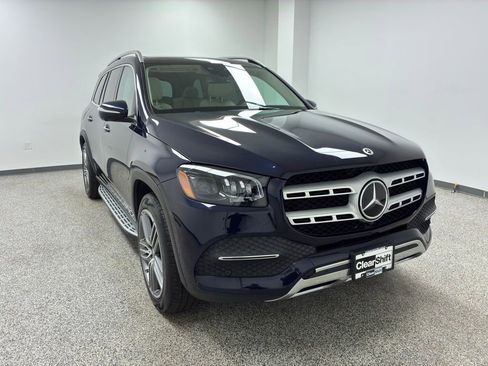 Used 2022 Mercedes-Benz GLS 450 4MATIC image 2