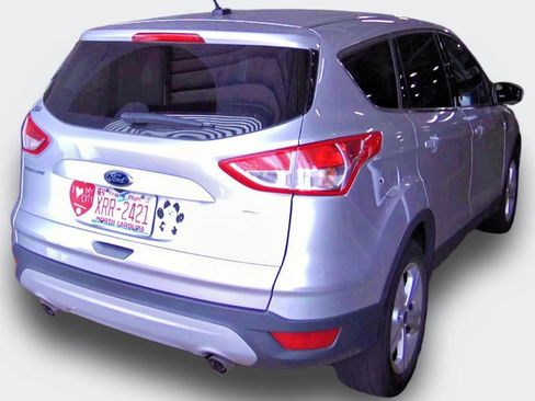 Used 2016 Ford Escape SE FWD image 22