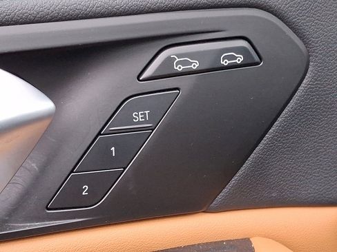 Used 2023 BMW X6 xDrive40i w/ Premium Package image 31