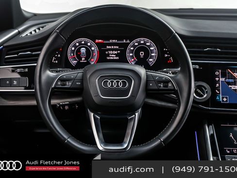 Used 2019 Audi Q8 Premium Plus w/ Premium Plus image 17
