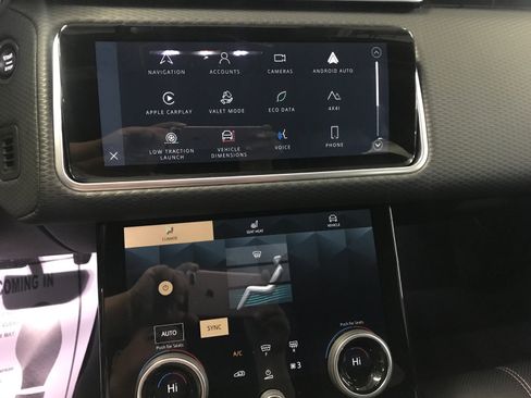 Used 2023 Land Rover Range Rover Velar S image 19