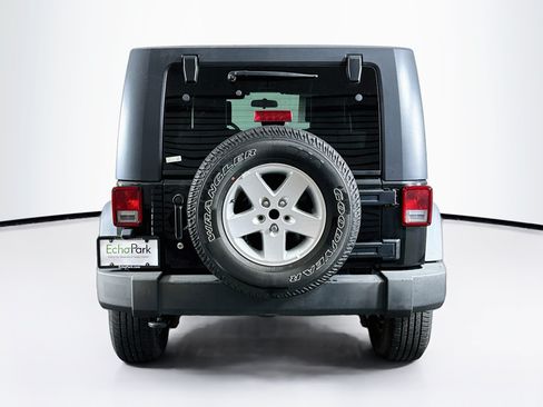 Used 2010 Jeep Wrangler Unlimited Sport AWD/4WD image 7