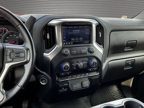 Used 2022 Chevrolet Silverado 1500 LT w/ LPO, Dark Essentials Package AWD/4WD image 10