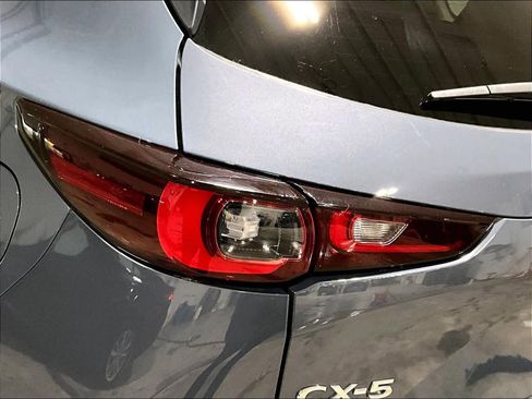 Used 2023 MAZDA CX-5 Carbon Edition image 33