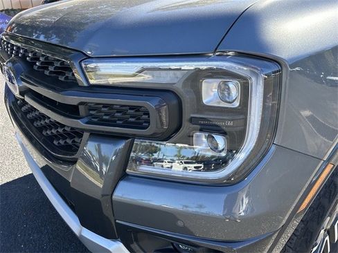 Used 2024 Ford Ranger Lariat w/ FX4 Off-Road Package image 14