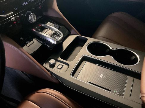 Used 2025 Acura MDX FWD w/ Technology Package image 15