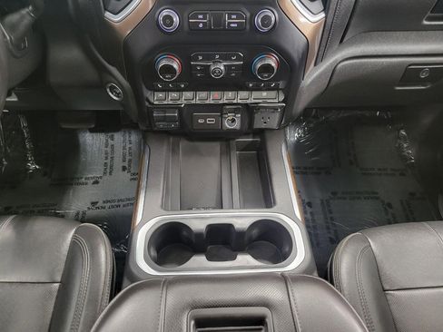 Used 2019 Chevrolet Silverado 1500 High Country w/ Trailer Camera Package AWD/4WD image 46