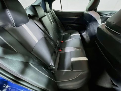 Used 2025 Toyota Camry SE FWD image 23