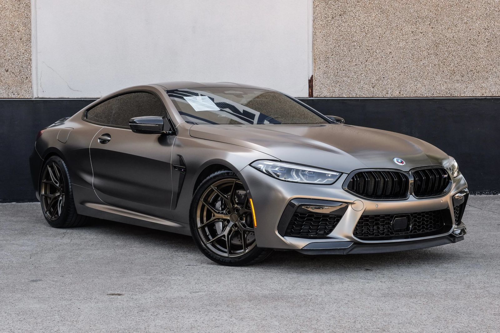 Used 2022 BMW M8 Competition w/ M Carbon Exterior Package AWD/4WD image 5