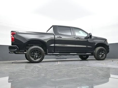 New 2026 Chevrolet Silverado 1500 Custom Trail Boss w/ LPO, Dark Essentials Package image 43