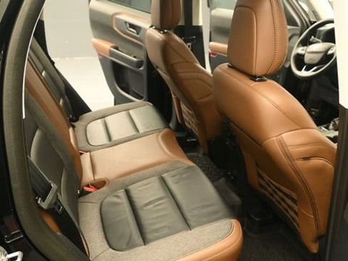 Used 2023 Ford Bronco Sport Outer Banks AWD/4WD image 18