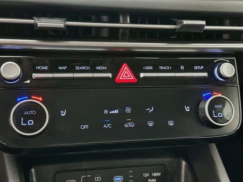 Used 2025 Hyundai Tucson SEL AWD/4WD image 23