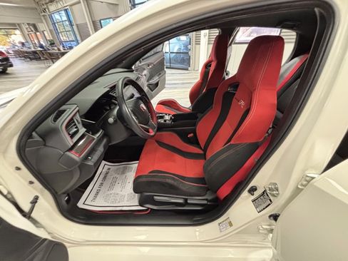 Used 2017 Honda Civic Type R image 52
