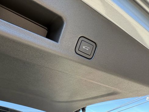 New 2026 Chevrolet Traverse LT w/ Midnight/Sport Edition image 28