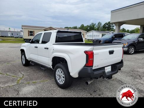Used 2024 Toyota Tacoma SR AWD/4WD image 4