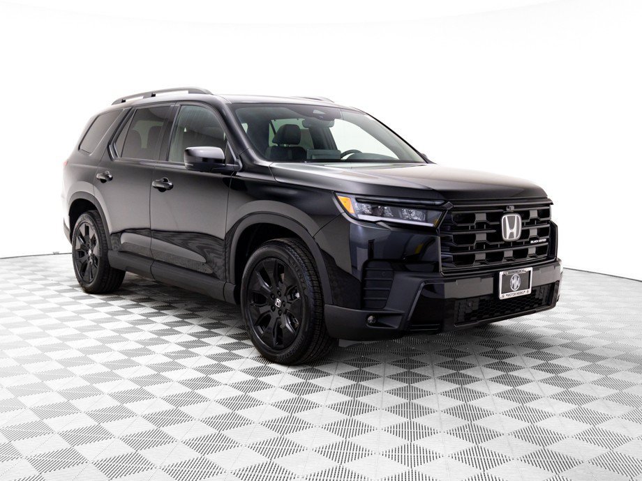 New 2026 Honda Pilot Black Edition image 8
