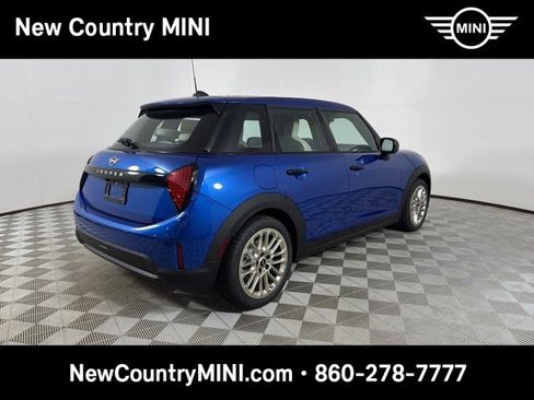 New 2025 MINI Cooper 4-Door Hardtop image 7