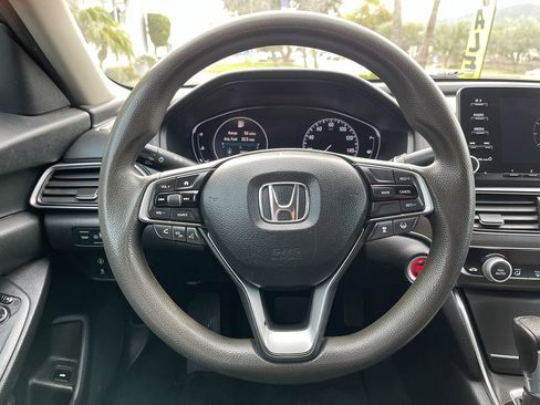 Used 2019 Honda Accord LX image 23