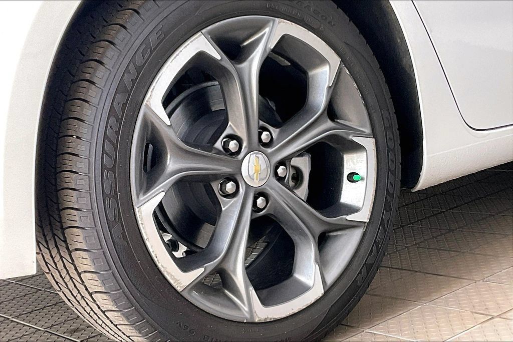 Used 2024 Chevrolet Malibu LT FWD image 35