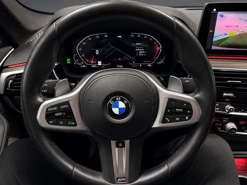 Used 2022 BMW 540i w/ M Sport Package RWD image 34