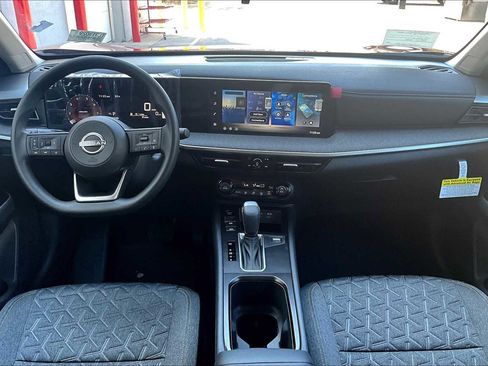 New 2026 Nissan Kicks SV image 5