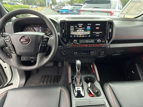 Used 2025 Nissan Frontier PRO-4X w/ Pro Premium Package AWD/4WD image 19