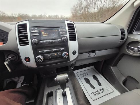 Used 2014 Nissan Xterra S image 20