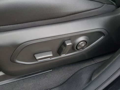 New 2025 Jeep Grand Cherokee L Limited w/ Black Appearance Package image 19