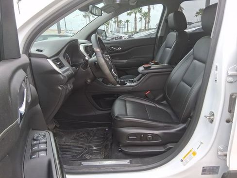 Used 2021 GMC Acadia SLT w/ Preferred Package image 15