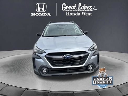 Used 2024 Subaru Outback Premium AWD/4WD image 3