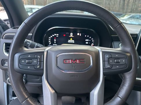 Used 2022 GMC Yukon SLT image 11