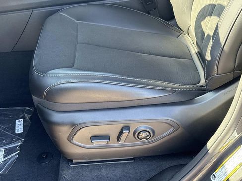 New 2025 Jeep Grand Cherokee L Altitude AWD/4WD image 24