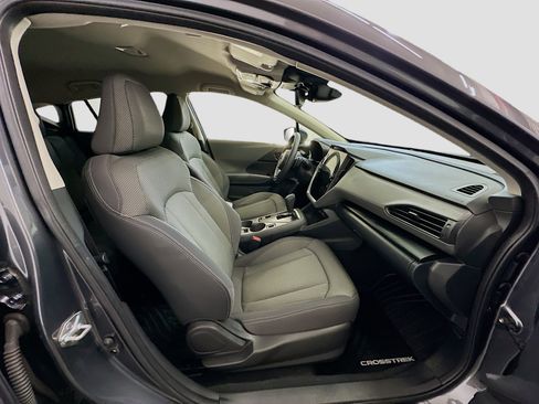 Used 2024 Subaru Crosstrek 2.0i Premium image 31