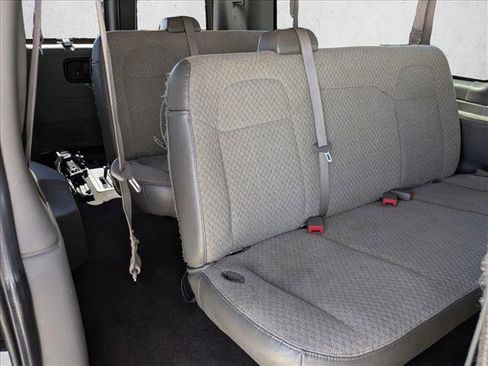 Used 2023 Chevrolet Express 3500 LT w/ LT Preferred Equipment Group RWD image 17