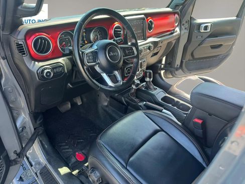 Used 2021 Jeep Wrangler Unlimited Rubicon AWD/4WD image 12