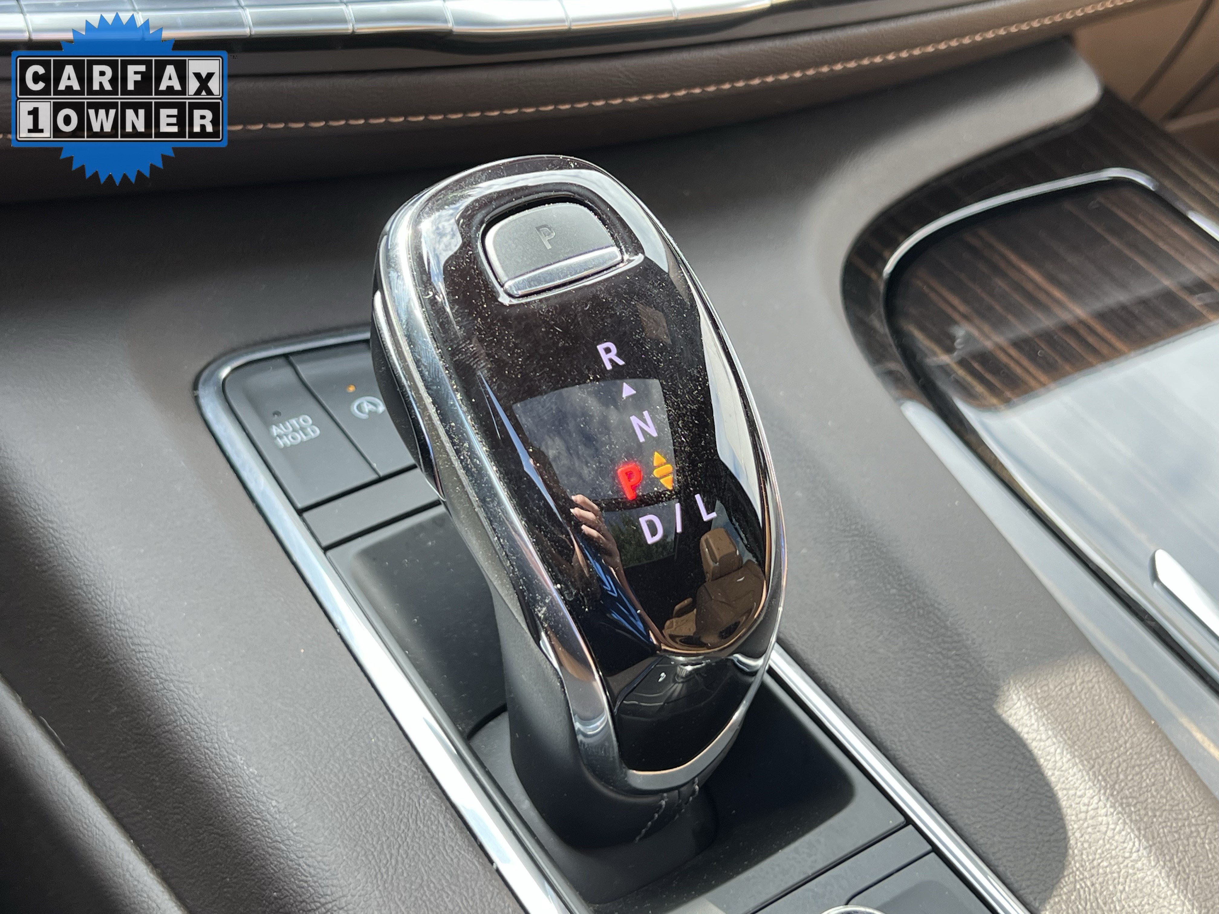 Used 2023 Cadillac Escalade Premium Luxury w/ LPO, Illumination Package AWD/4WD image 25