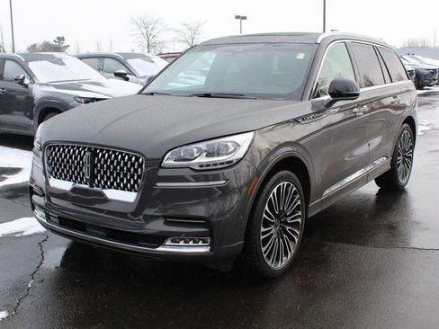 Certified 2023 Lincoln Aviator Black Label w/ Dynamic Handling Package image 7