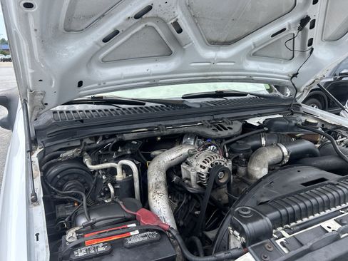 Used 2005 Ford F250 Lariat RWD image 49