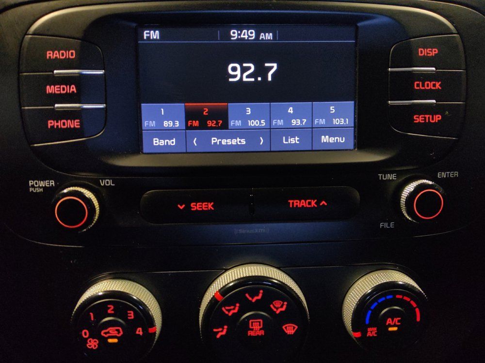Used 2019 Kia Soul FWD image 25