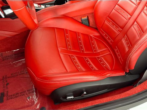 Certified 2018 Ferrari California T image 18